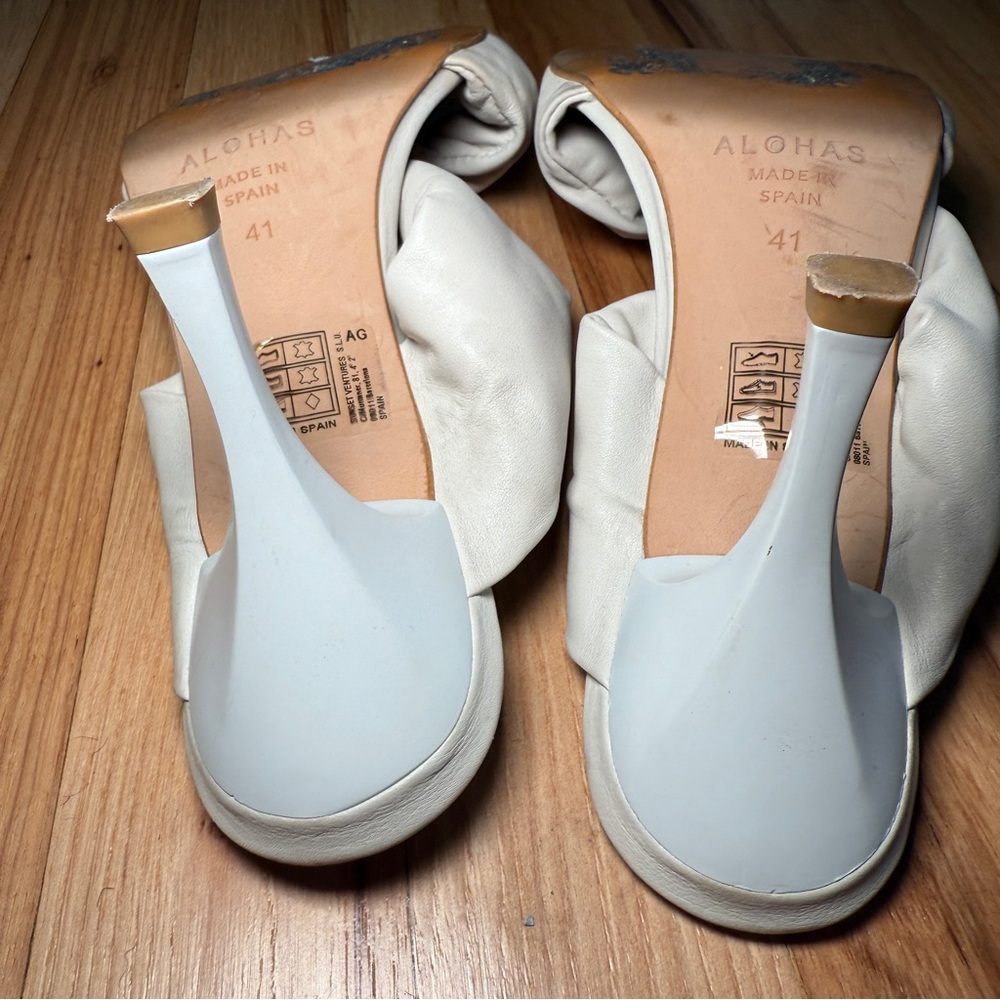 Alohas Twist Leather Heeled Sandal - Picture 6 of 14